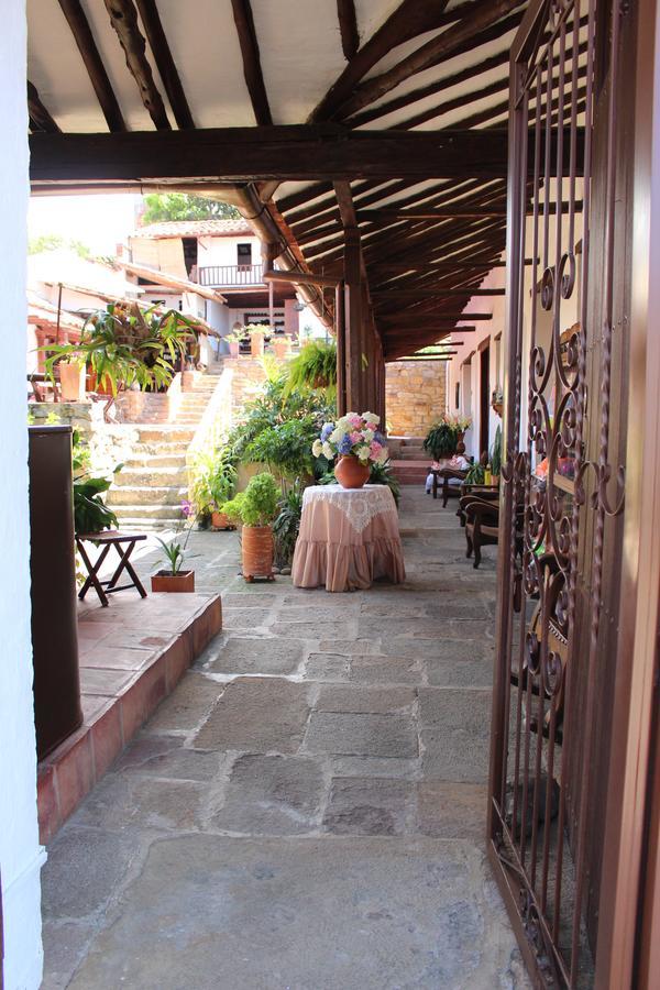 La Serrana Hostal Spa Socorro Exterior photo