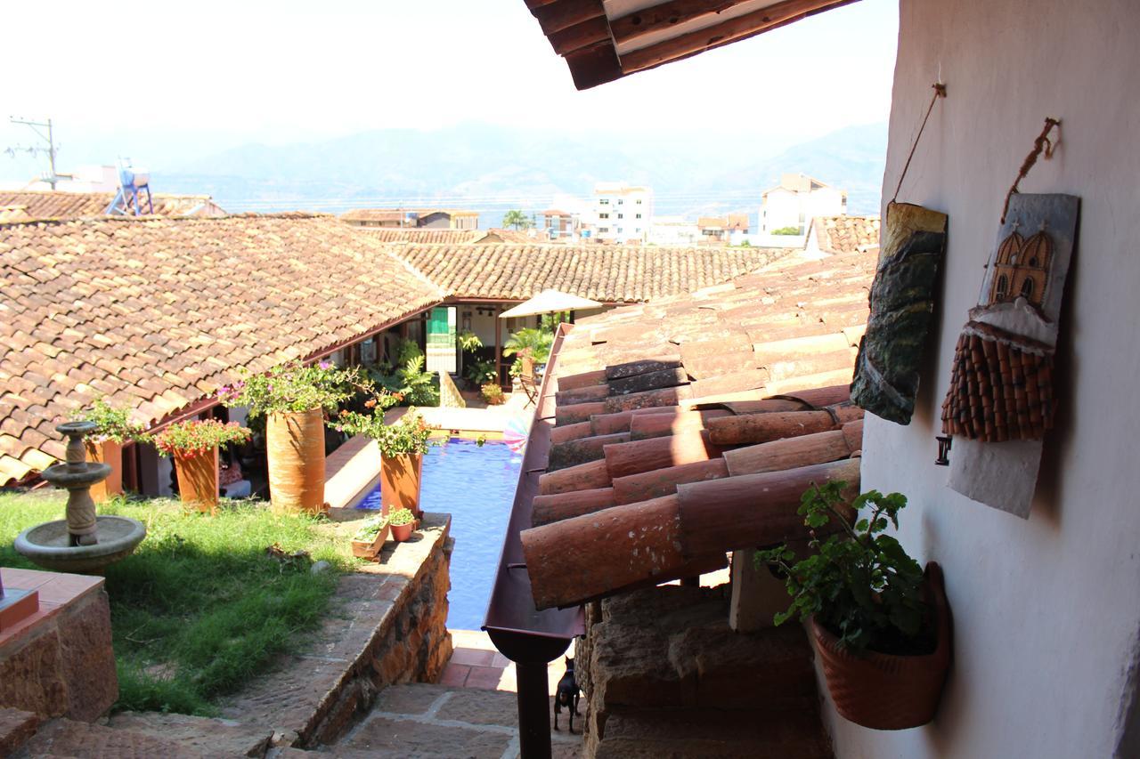 La Serrana Hostal Spa Socorro Exterior photo